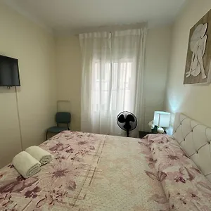 Rooms Nueva Valencia Frühstückspension